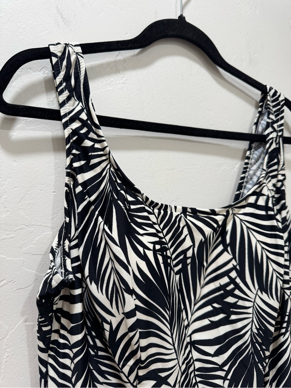 NWT Maxine of Hollywood Palm Retreat Empire Swim Dress One Piece Plus Size Black - Picture 7 of 13